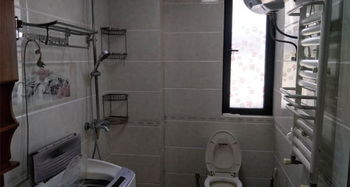 此房 精裝修 有地下車位 全套銘牌家具家電 壹品華庭