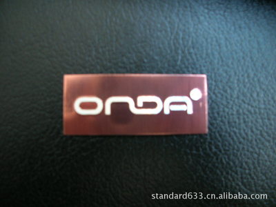 廠家直供服裝,家具,銘牌,吊牌,織嘜,標牌,標簽圖片,廠家直供服裝,家具,銘牌,吊牌,織嘜,標牌,標簽圖片大全,深圳市富藝包裝-